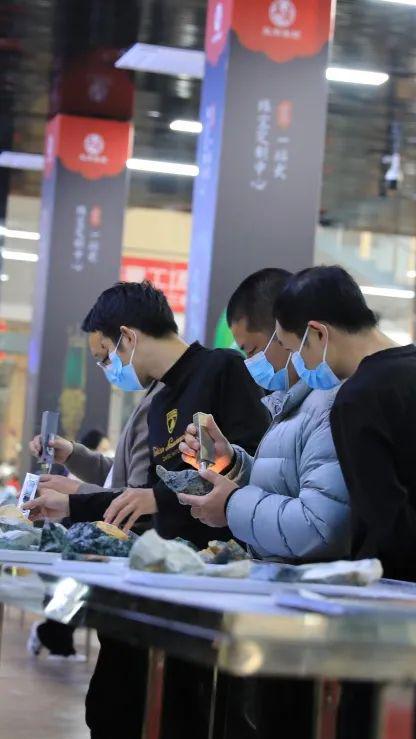 百分玉石寄售服務(wù)窗口全新上線，開(kāi)啟便捷寄賣(mài)新體驗(yàn)